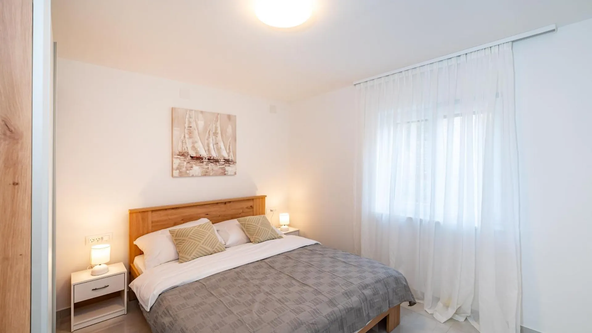 Apartment Ilux-2 Novigrad   Novigrad (Dalmatia)